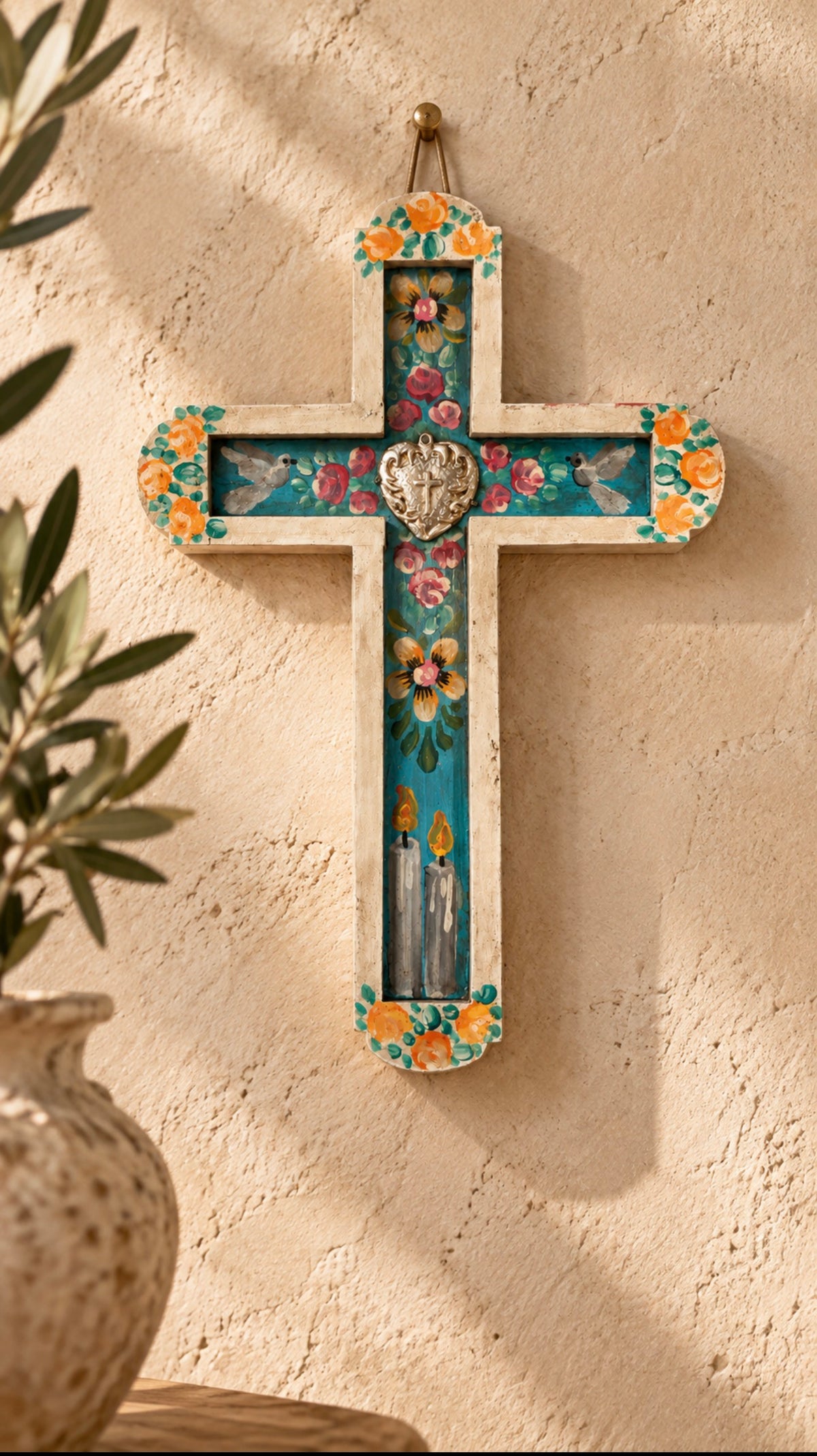 LGE WHITE WOODEN CROSS W/HEART MILAGROS Mexican wholesale