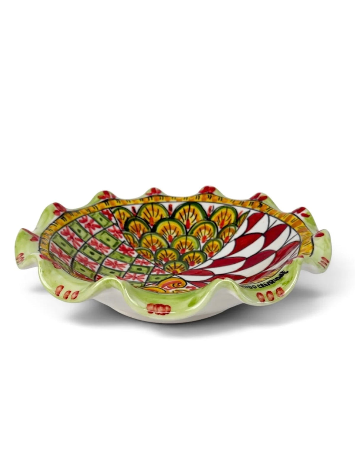 Hand-decorated Sicilian ceramic bowl centerpiece from Caltagirone item 28 Mondocreazioni