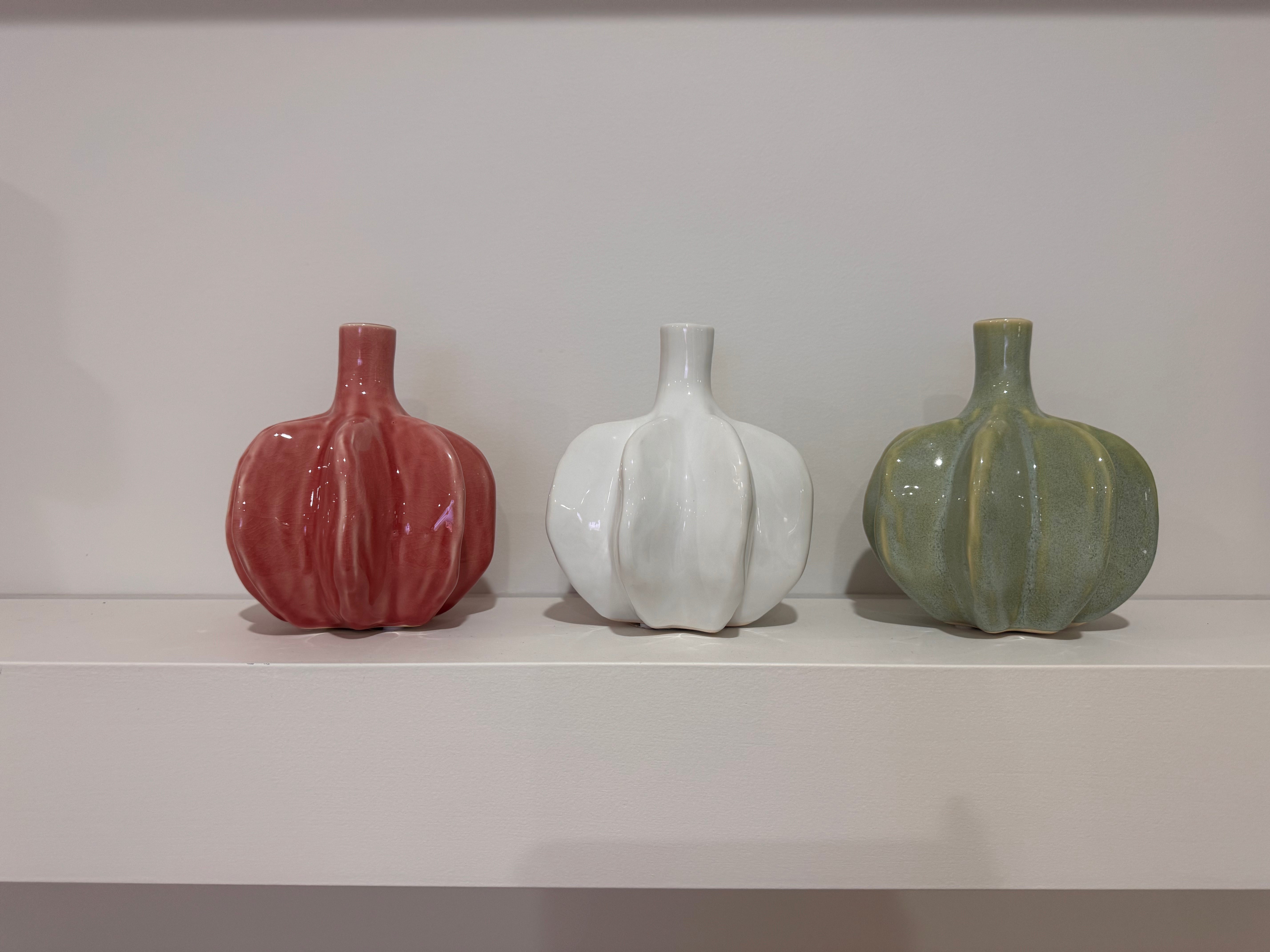 Pod Vase asst colours