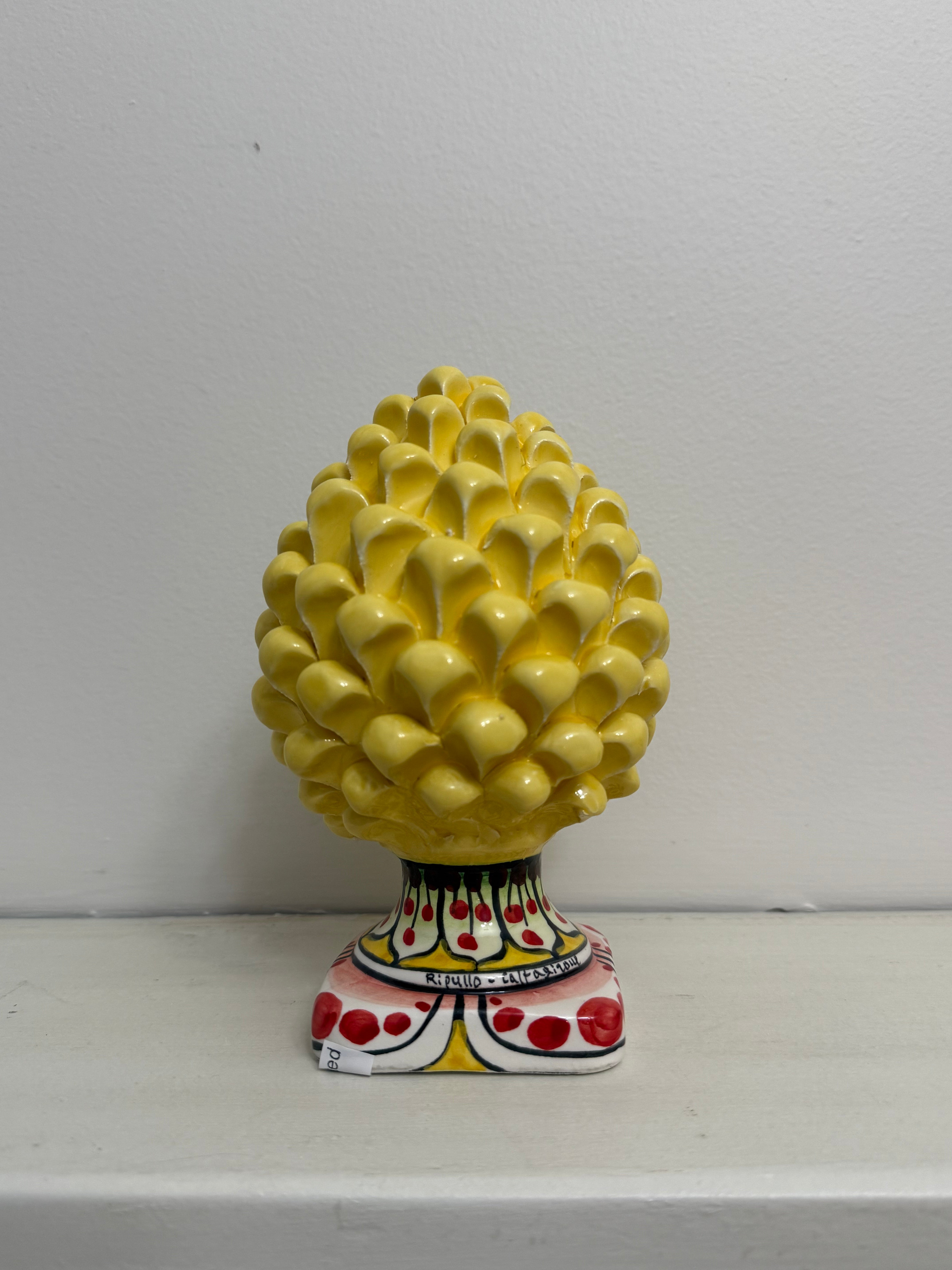 Sicilian Pinecone With Decorated Base 20cm