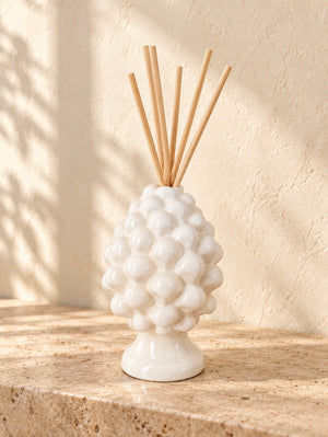 White Ceramic Pinecone Diffuser 12cm – Caltagirone, Sicily Mondocreazioni